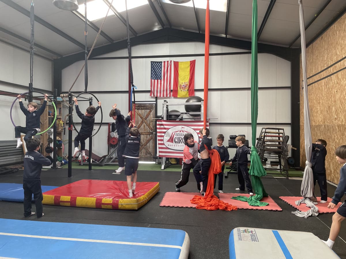 Escuela de circo Nanobox Brunete